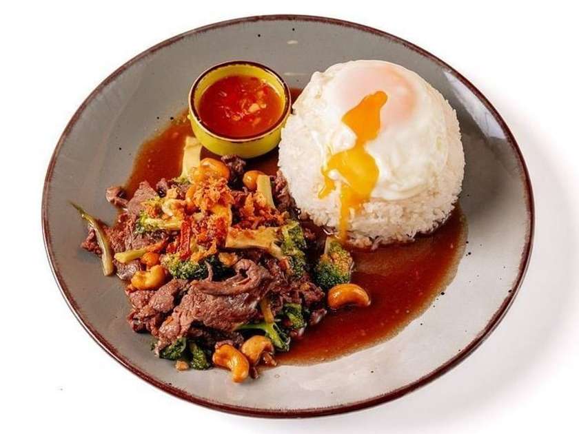 Neua Phad Broccoli