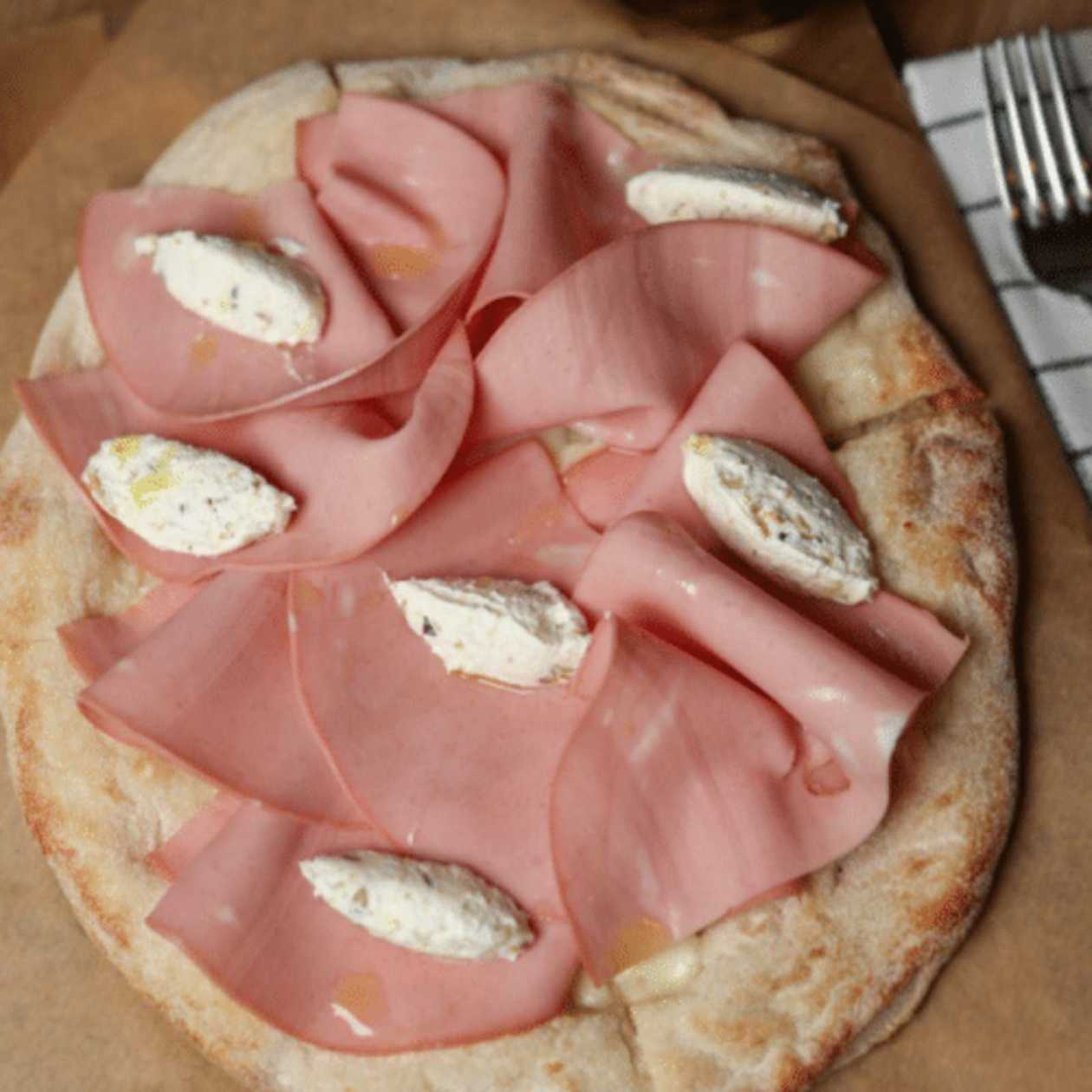 Pinsa Bianca Mortadella