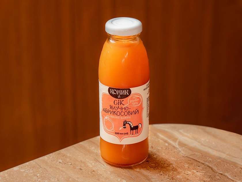 Apple-Apricot Juice TM "Konyk"
