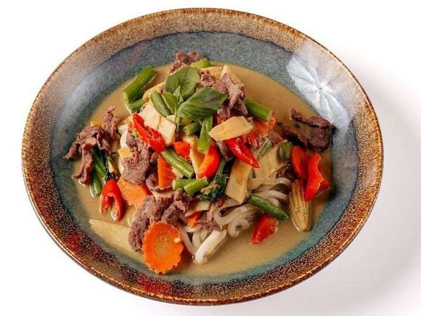 Khanom Jeen Phad Khiao Whan 🌶️🌶️