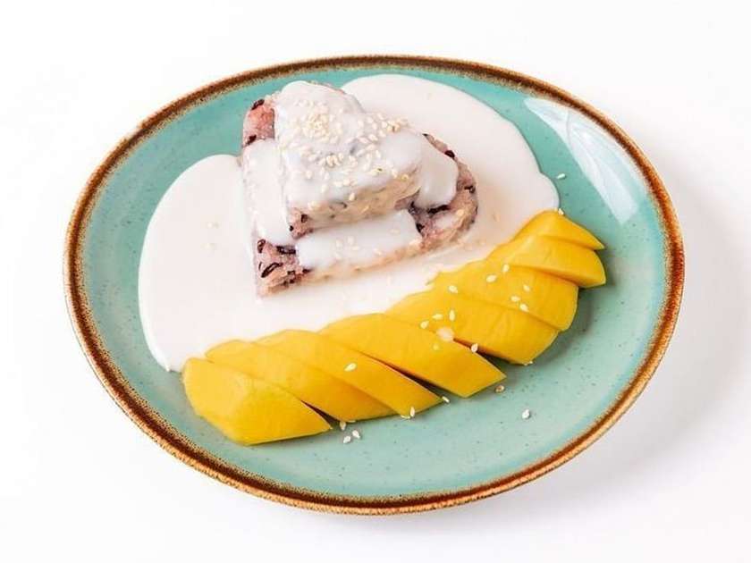 Mango sticky rice