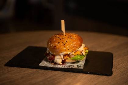 Burger din piept de pui﻿ - D
