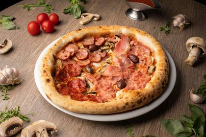 Pizza Quattro carni﻿ Ø 26cm - D