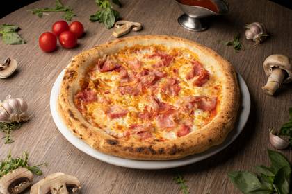 Pizza Carbonara﻿ ﻿ Medie - D