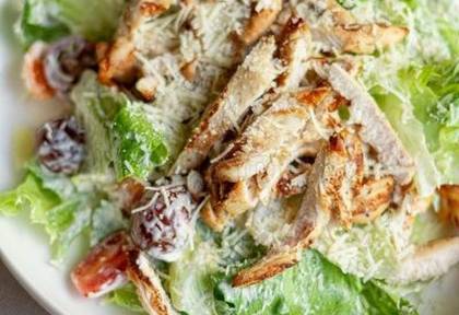 Salată Cezar cu Pui