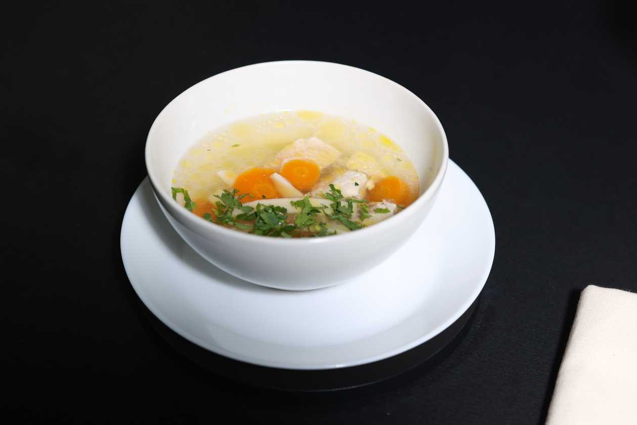 Supa de pui cu taitei