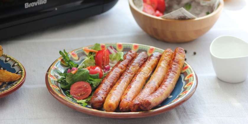 Cârnăciori semiafumati