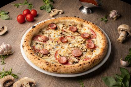 Pizza Caravan﻿  Mare - D