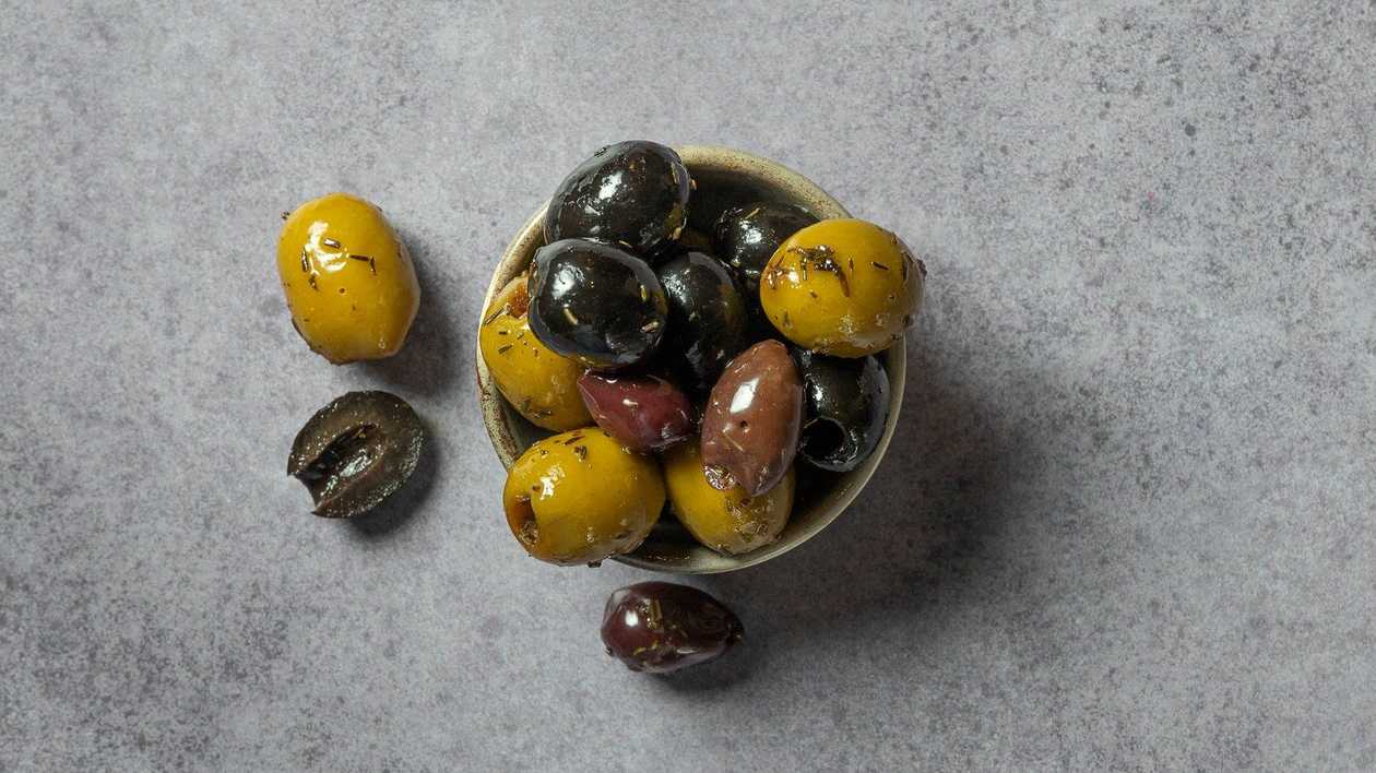 Alyvuogės Nuodėmingo skonio trio meduje