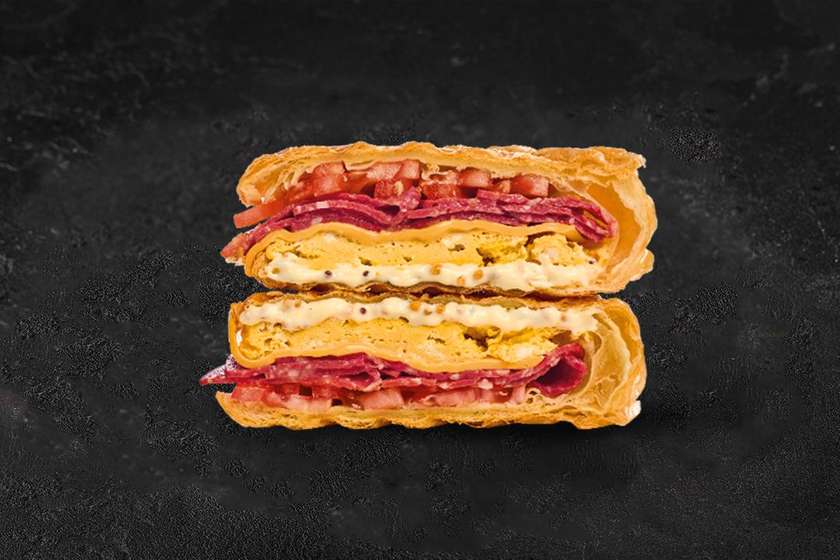 GRILL Croissant with Salami