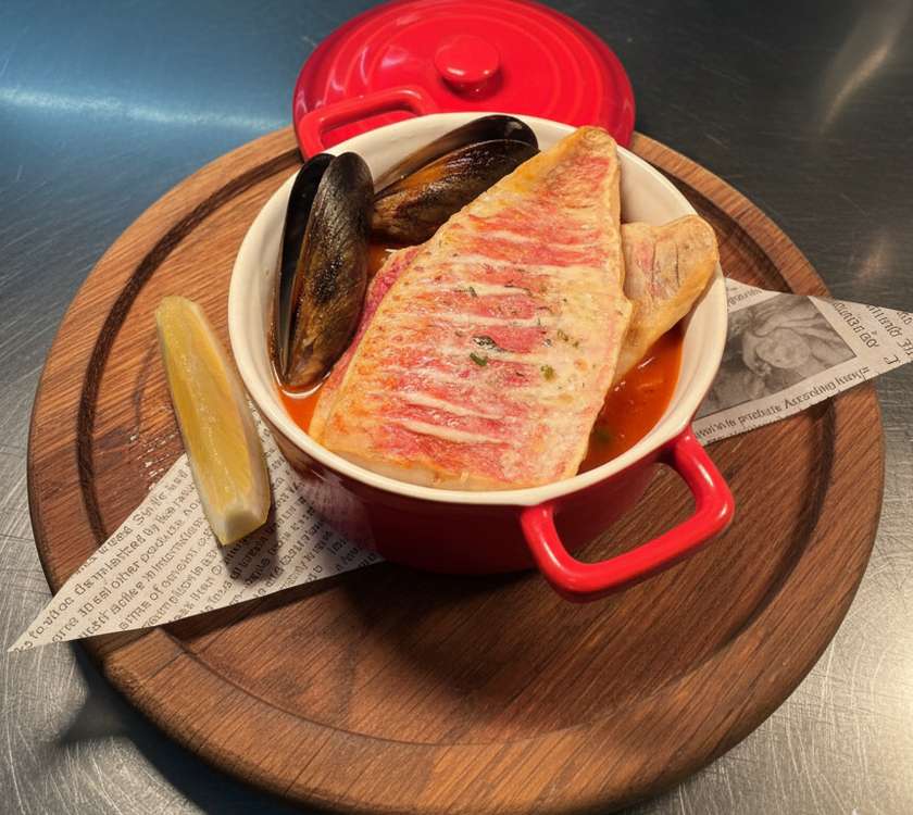 Red Mullet Fillet with Tomatoes and Mussels
