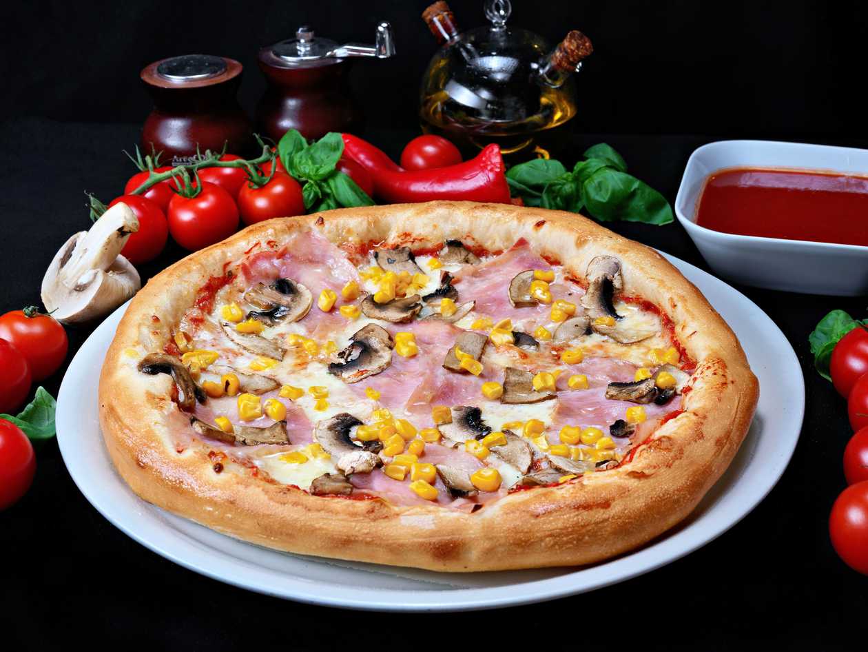 Pizza Capriciosa clasica 30 cm