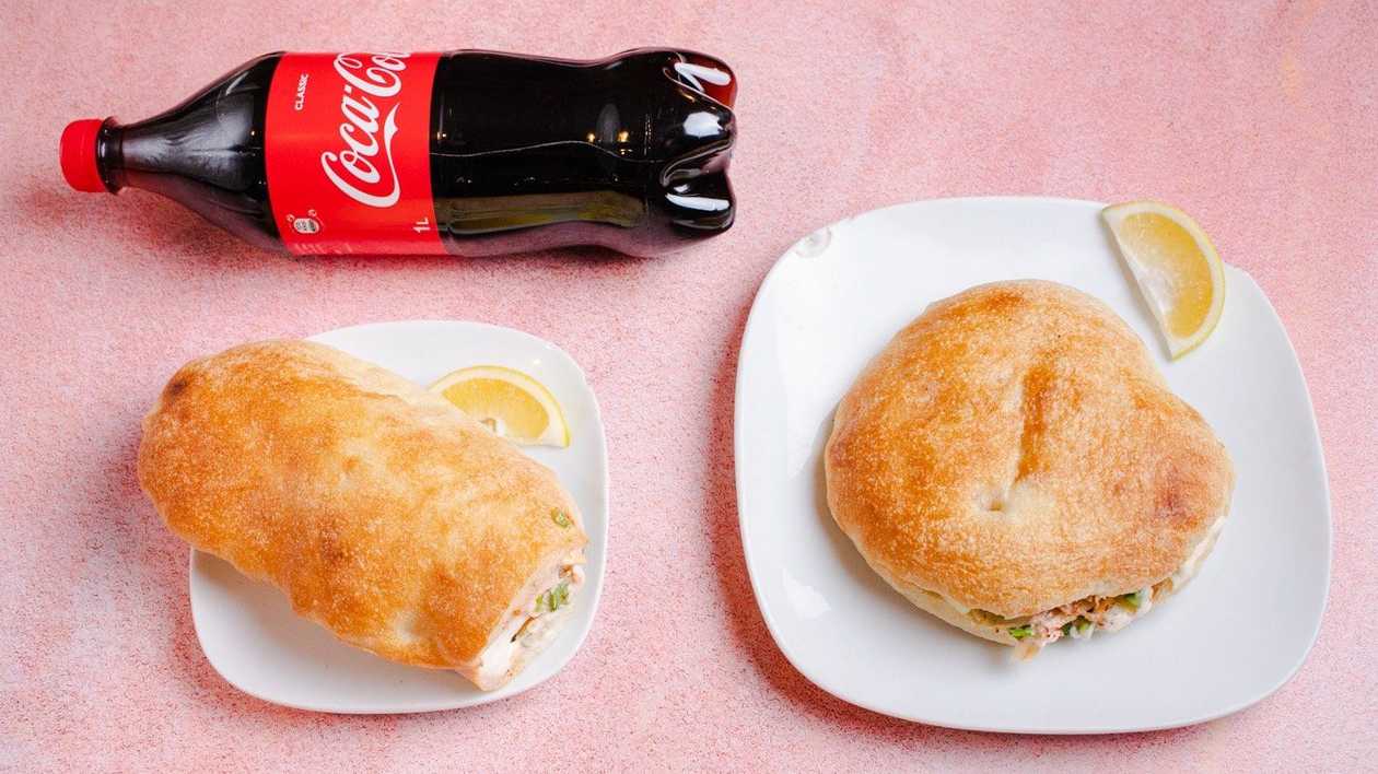 3 Basturma + 3 Tombik Doner + Coca Cola© 1 L