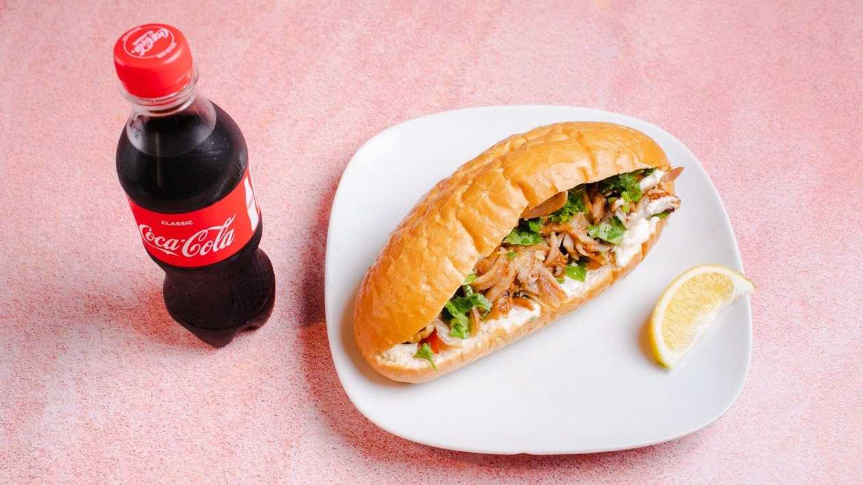 Baton Bread Doner + Coca-Cola ©