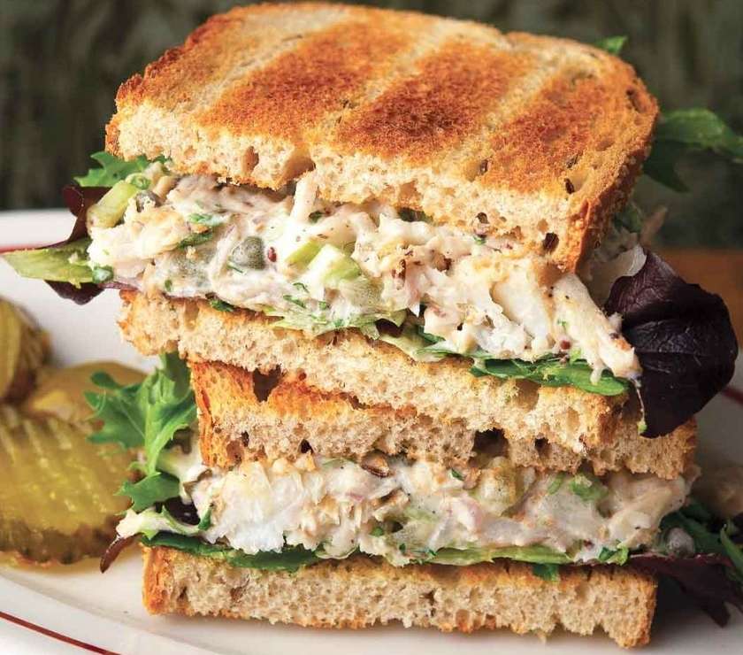 Tuna Flakes Sandwich Breakfast