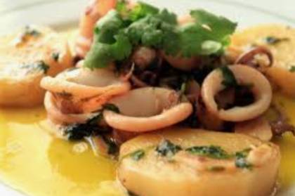 Squid à la Bulhão Pato with Roasted Potatoes