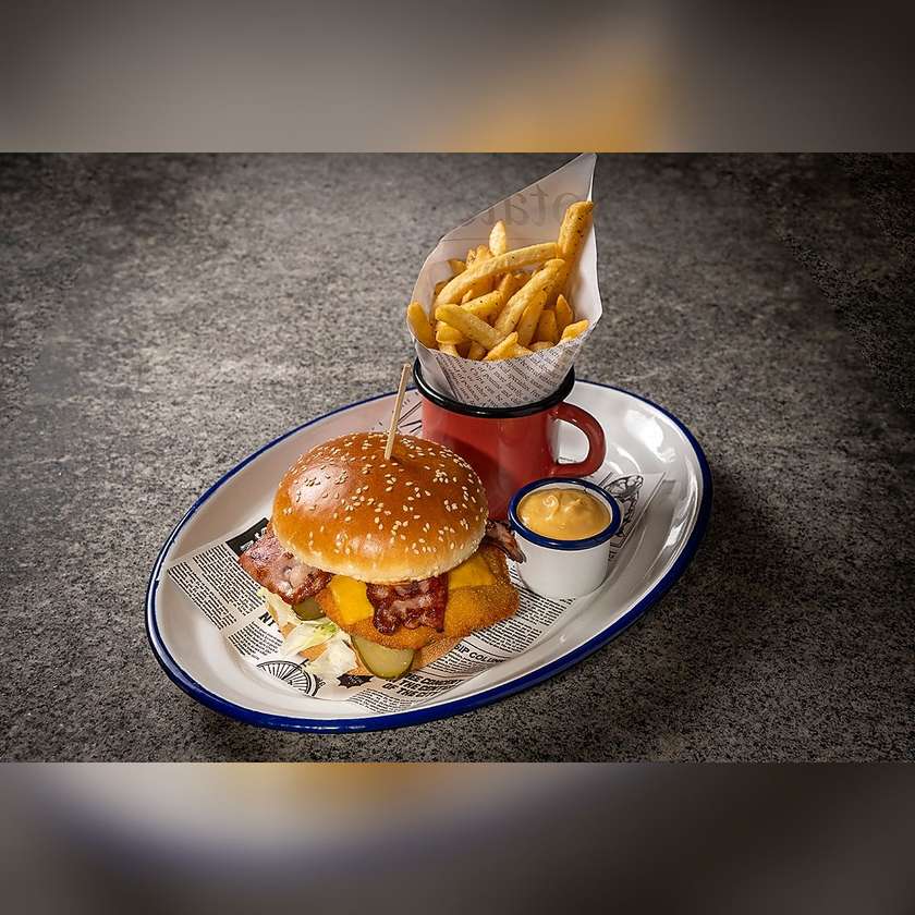Proletarian Chicken Burger + French Fries