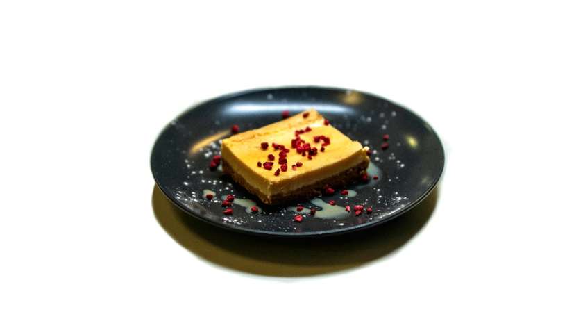 New York style cheesecake with white choco & Bailey's