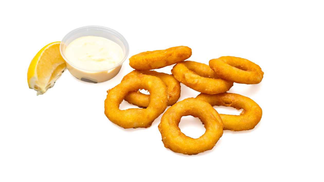 Kalámary v křupavém těstíčku, česneková aioli