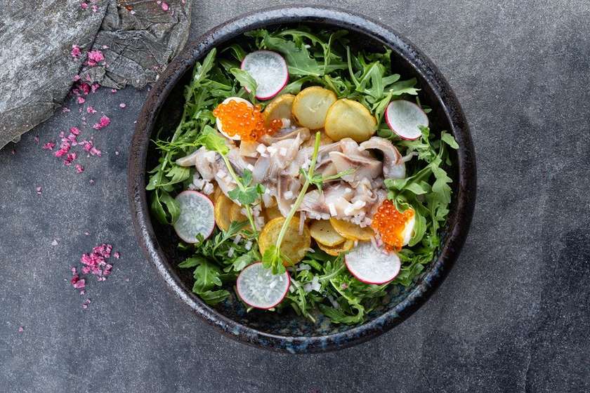 Heeringas ahjukartuli ja trühvlimajoneesiga