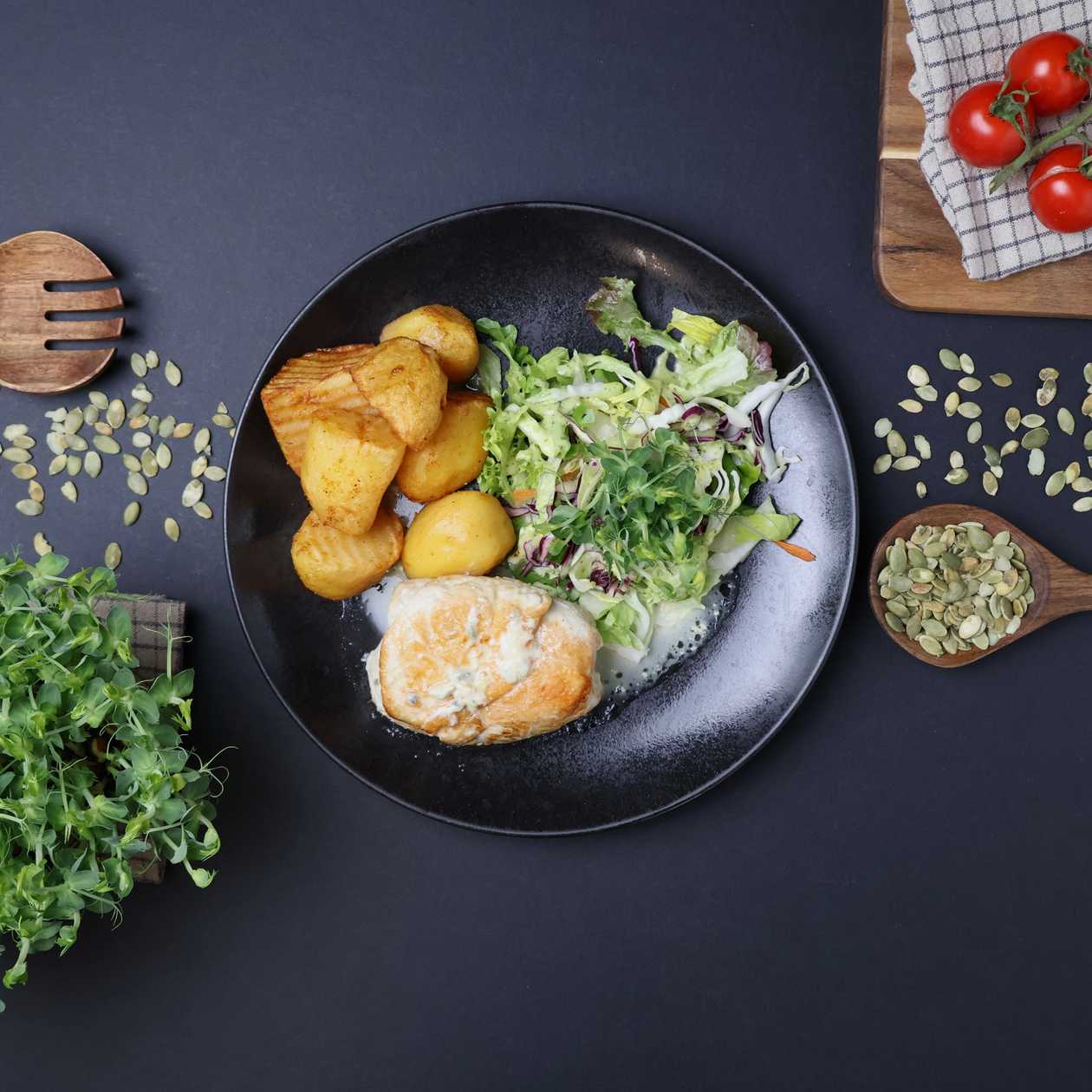 Chicken fillet stuffed with roquefort cheese