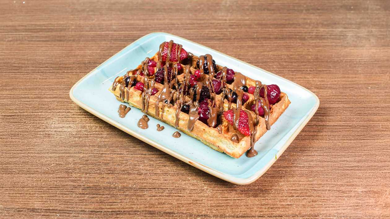 ვაფლი კენკრით და შოკოლადით