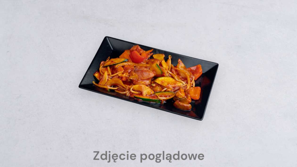 Golonka z Grzybami i Bambusem