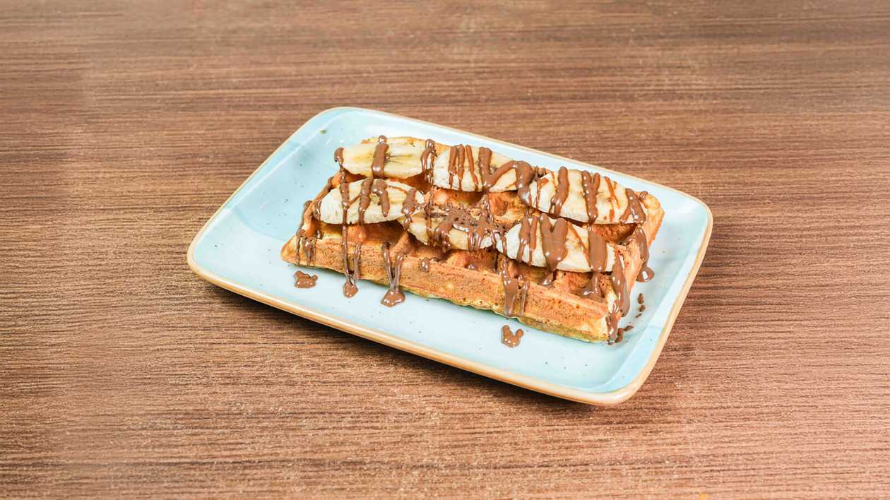 ვაფლი ბანანით და შოკოლადით