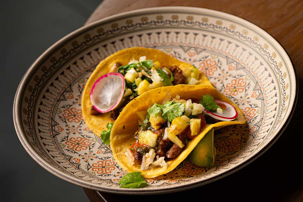 Tacos al pastor (2pcs). 🌶️