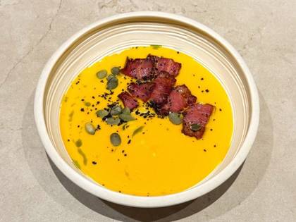 Гарбузовий крем-суп з беконом