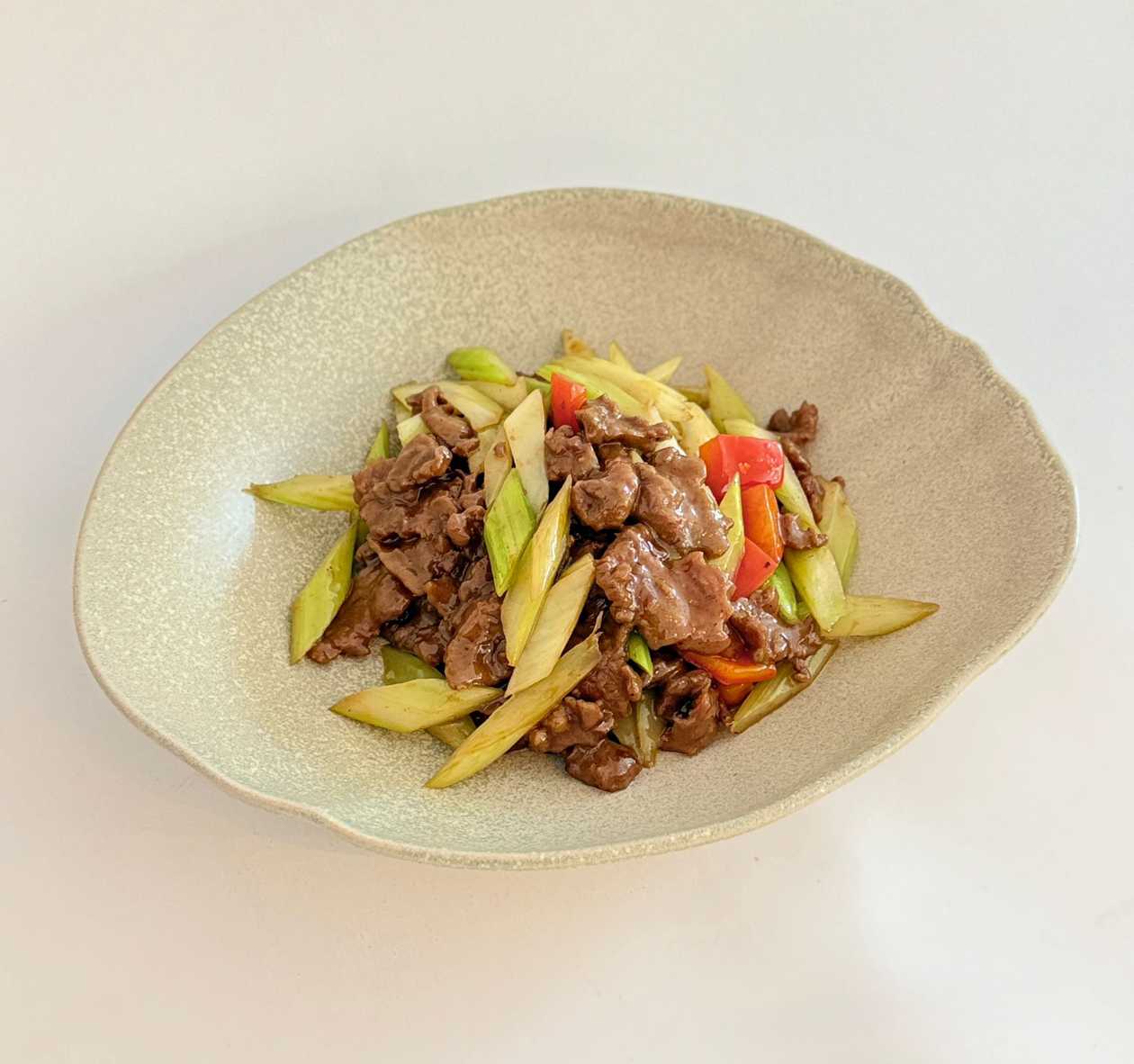 Beef with Celery C04
