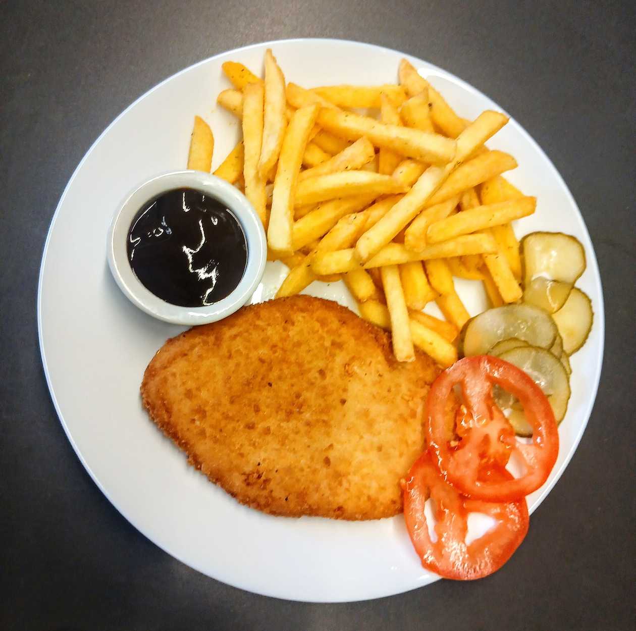 Vistas krūtiņas kotlete ar frī