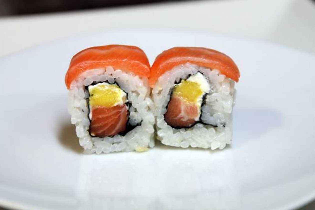 Salmon Cream Cheese Maki