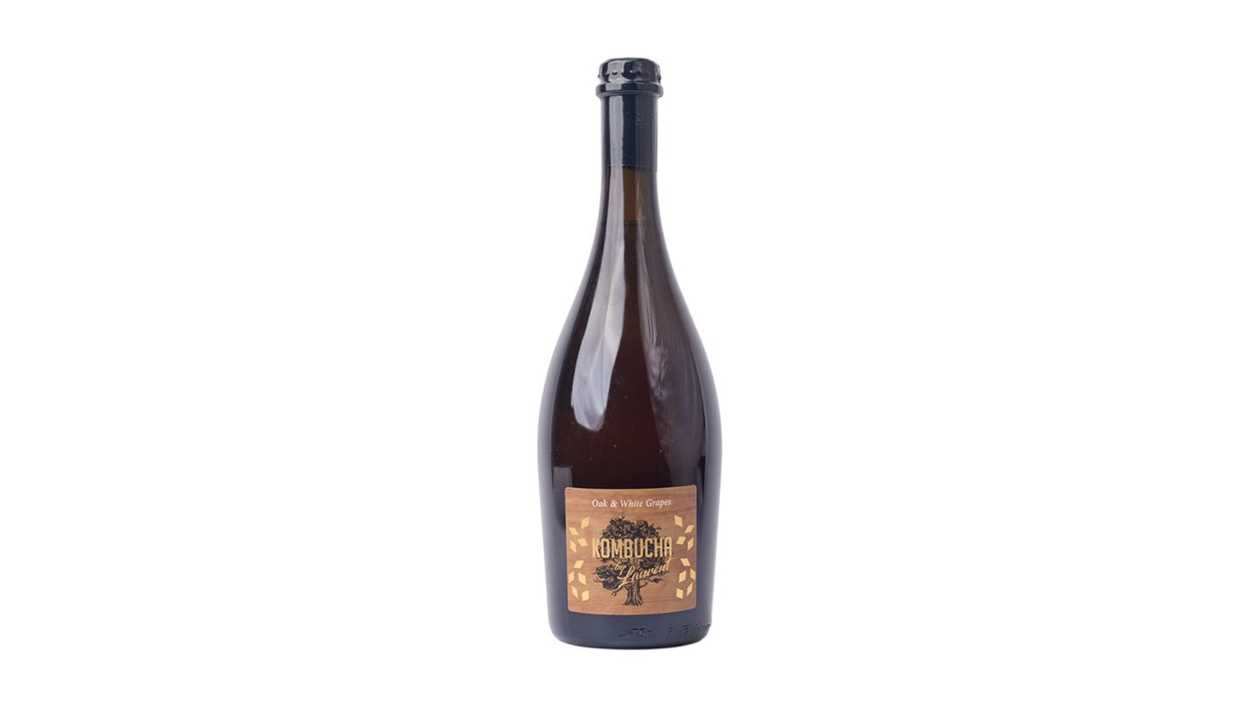 Kombucha Oak i White Grapes by Laurent