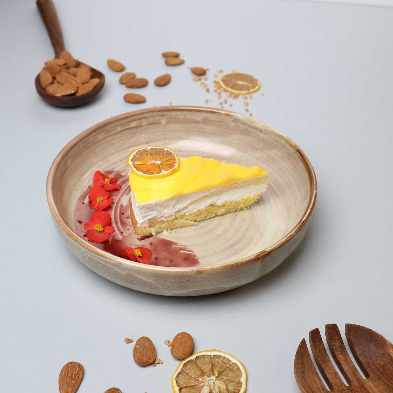 Citrus cake with lemon curd cream