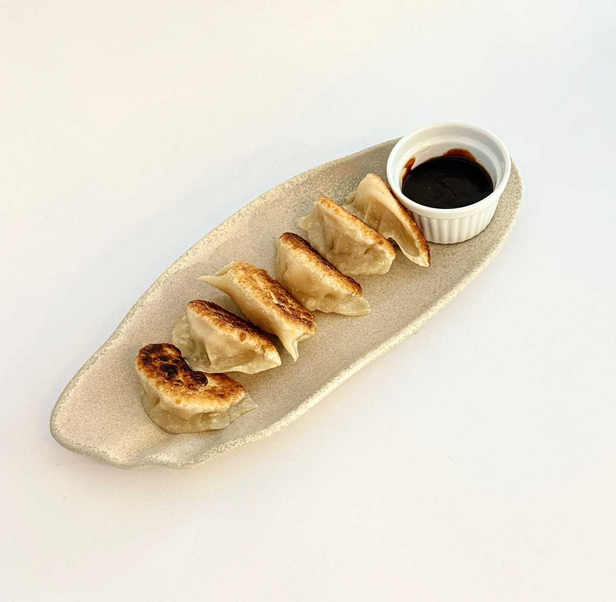 H08-Fried/Steamed Dumplings