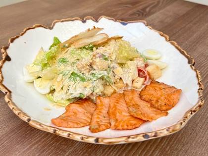 Caesar Salad with Salmon