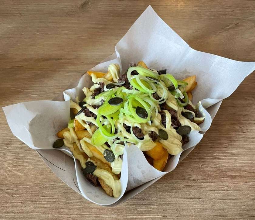 Pulled Duck with Belgian Fries