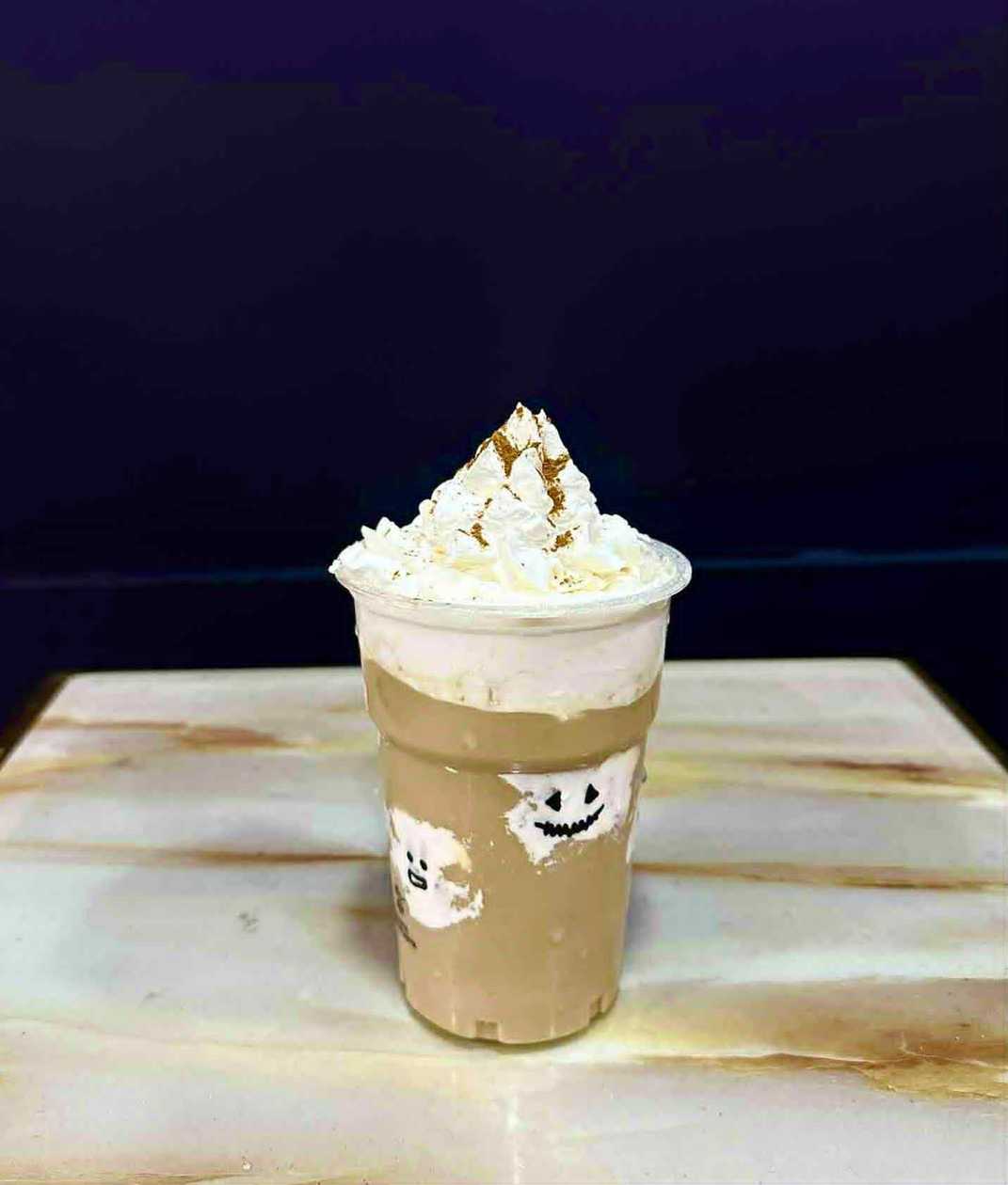 Pumpkin Spice Iced Latte ๐ + 1 free