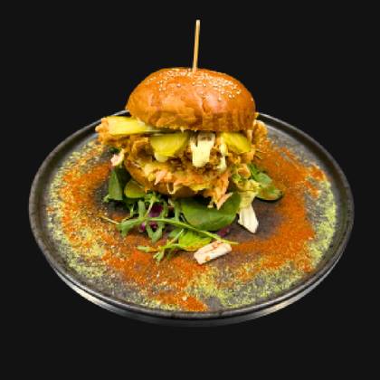 CRISPY BURGER DE CURCAN CU CARTOFI PROASPETI PRAJITI (NECONGELATI)