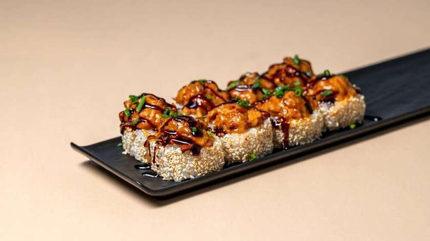 Baked unagi roll
