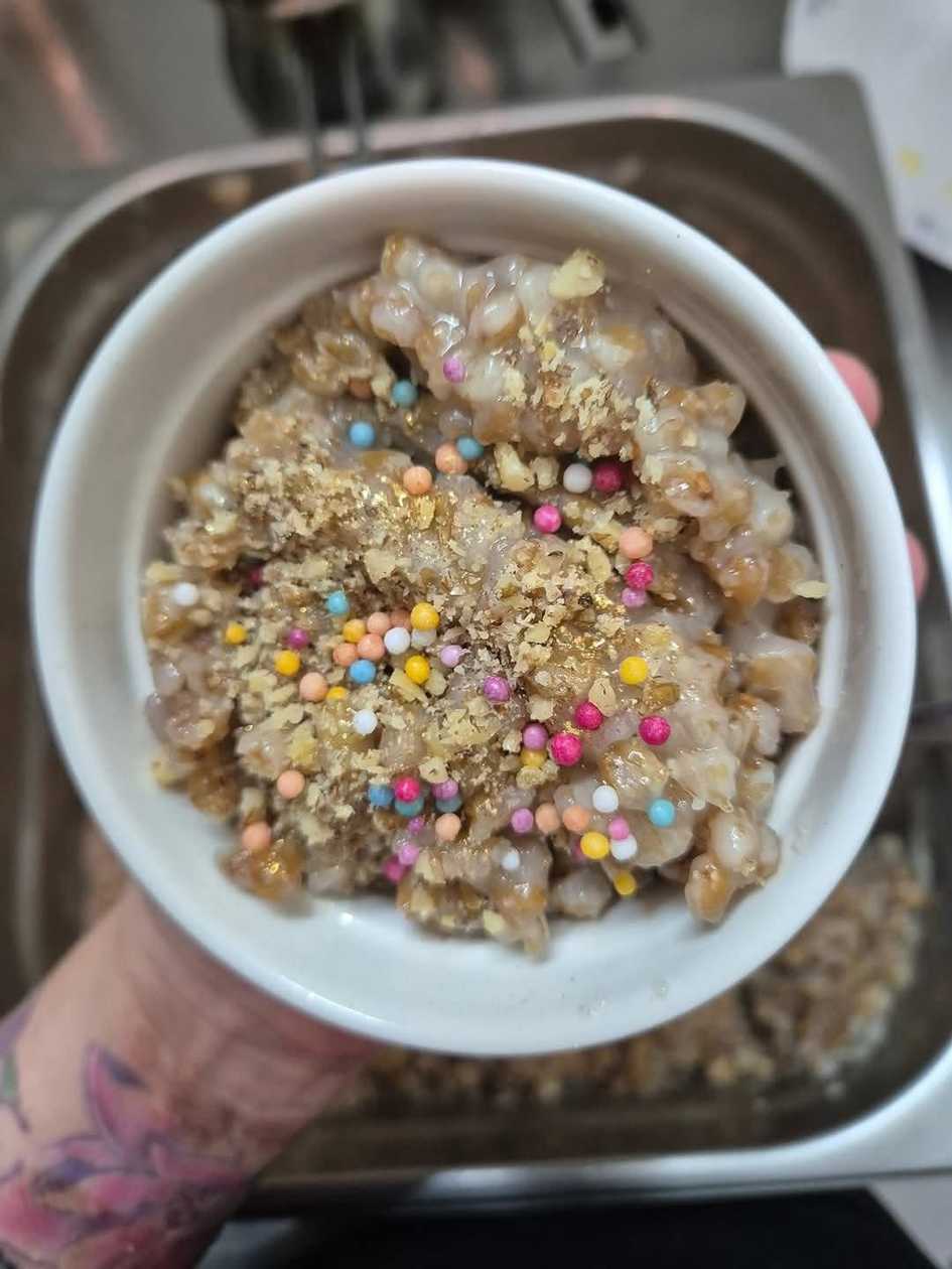 Colivă with glitter - Zuze Bistro Dessert