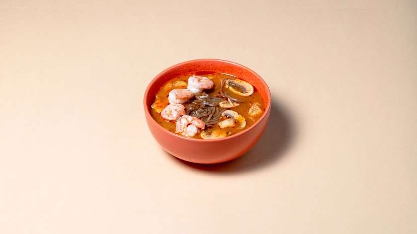 Tom Yum with shrimps and Soba noodles