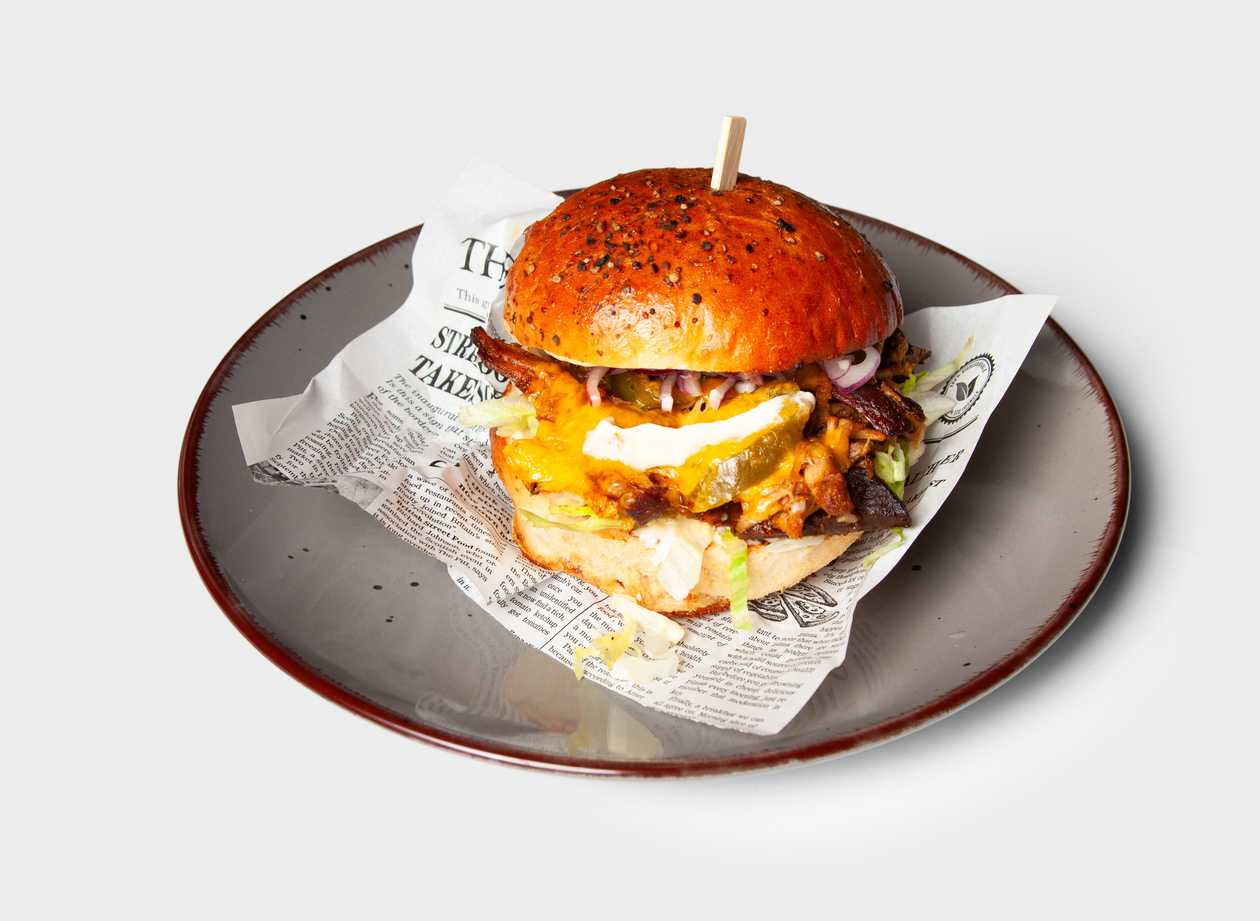 Jalapeño Pulled Pork Burger