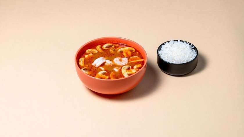 Tom yam with shrimp + rice