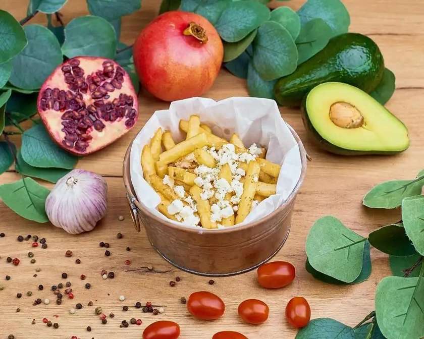 Frytki 150g z fetą i oregano