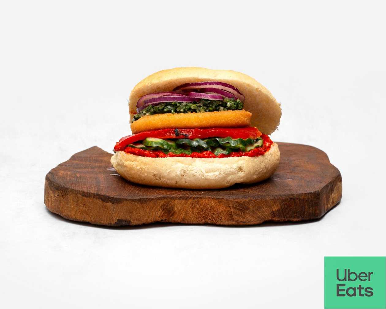 Burger Vege  ze Smażonym Serem.