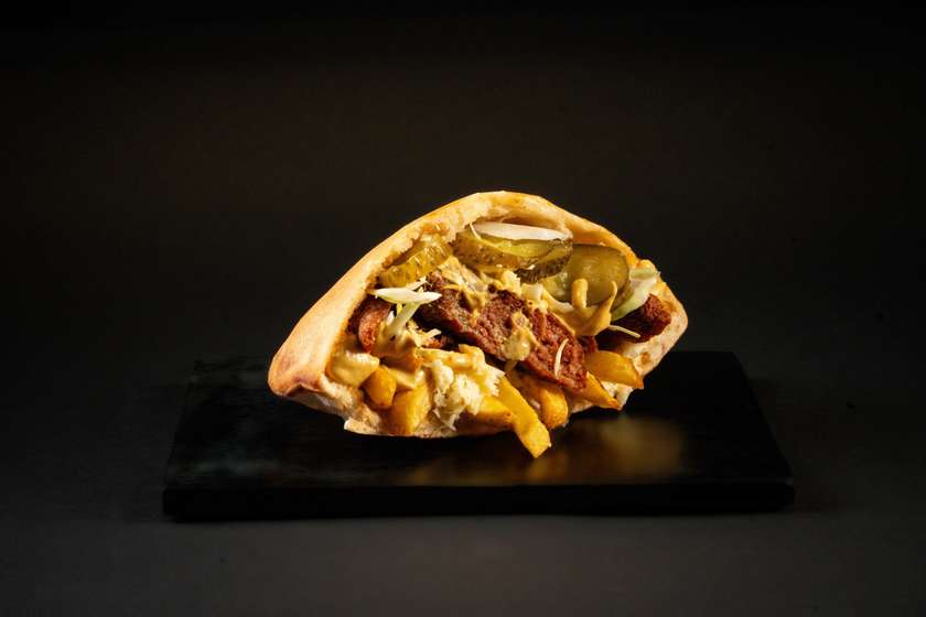 Sandwich cu Mici