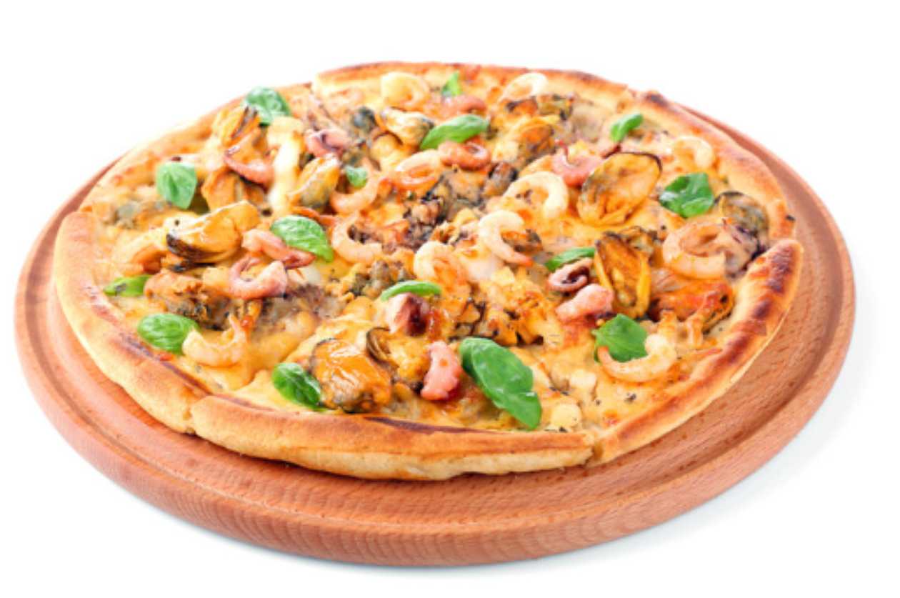 Seafood Pizza