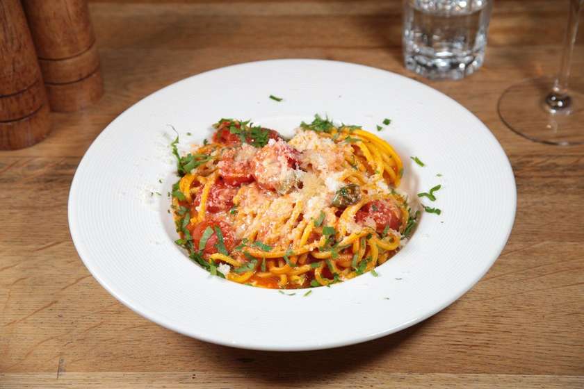 Spaghete Arrabiata (mediu-iute)